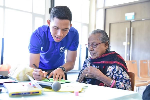 Hazmi Hazmi